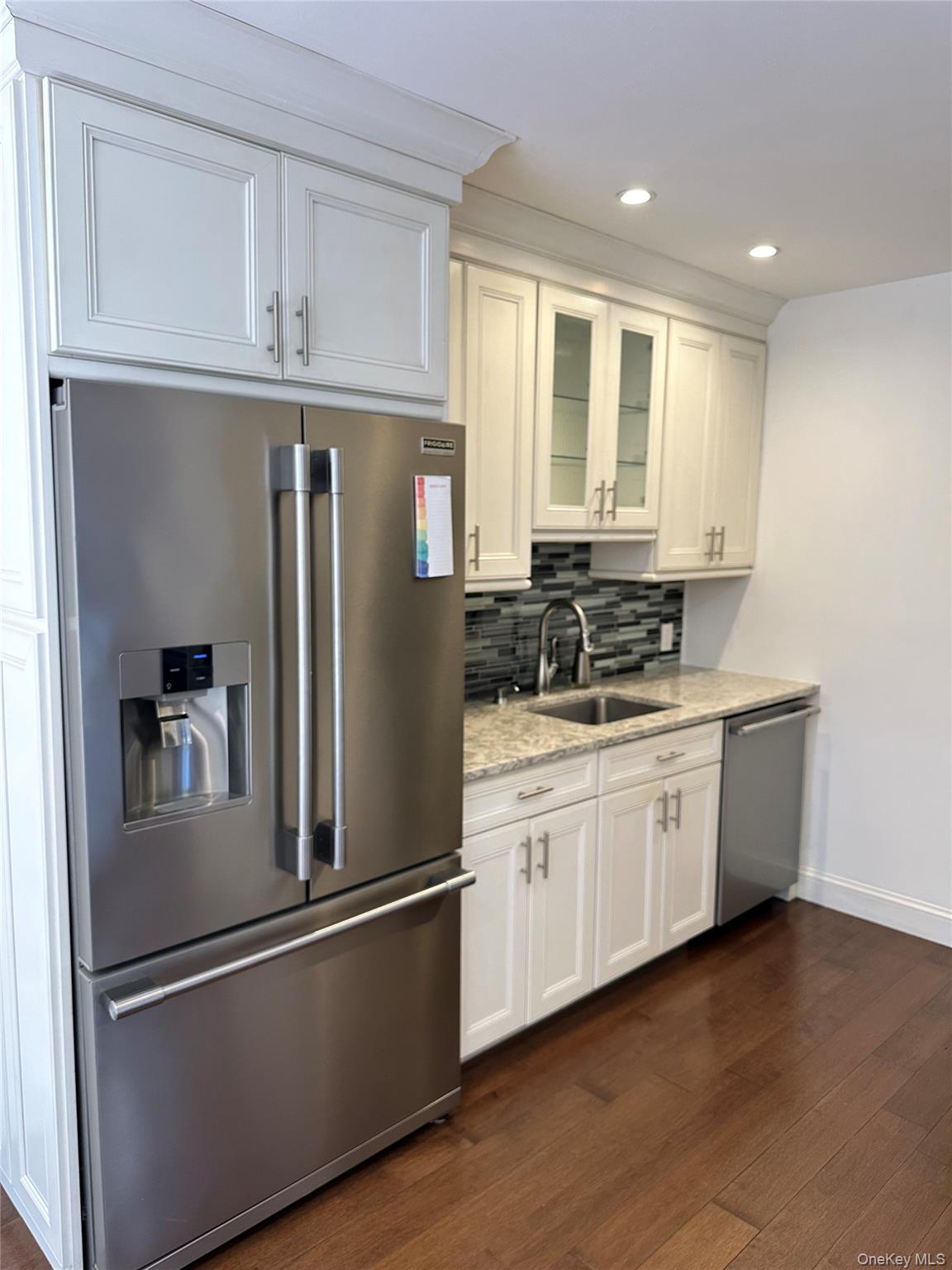 #19 photo, 280 Terry Rd, מחוז סאפוק Smithtown , NY 11787