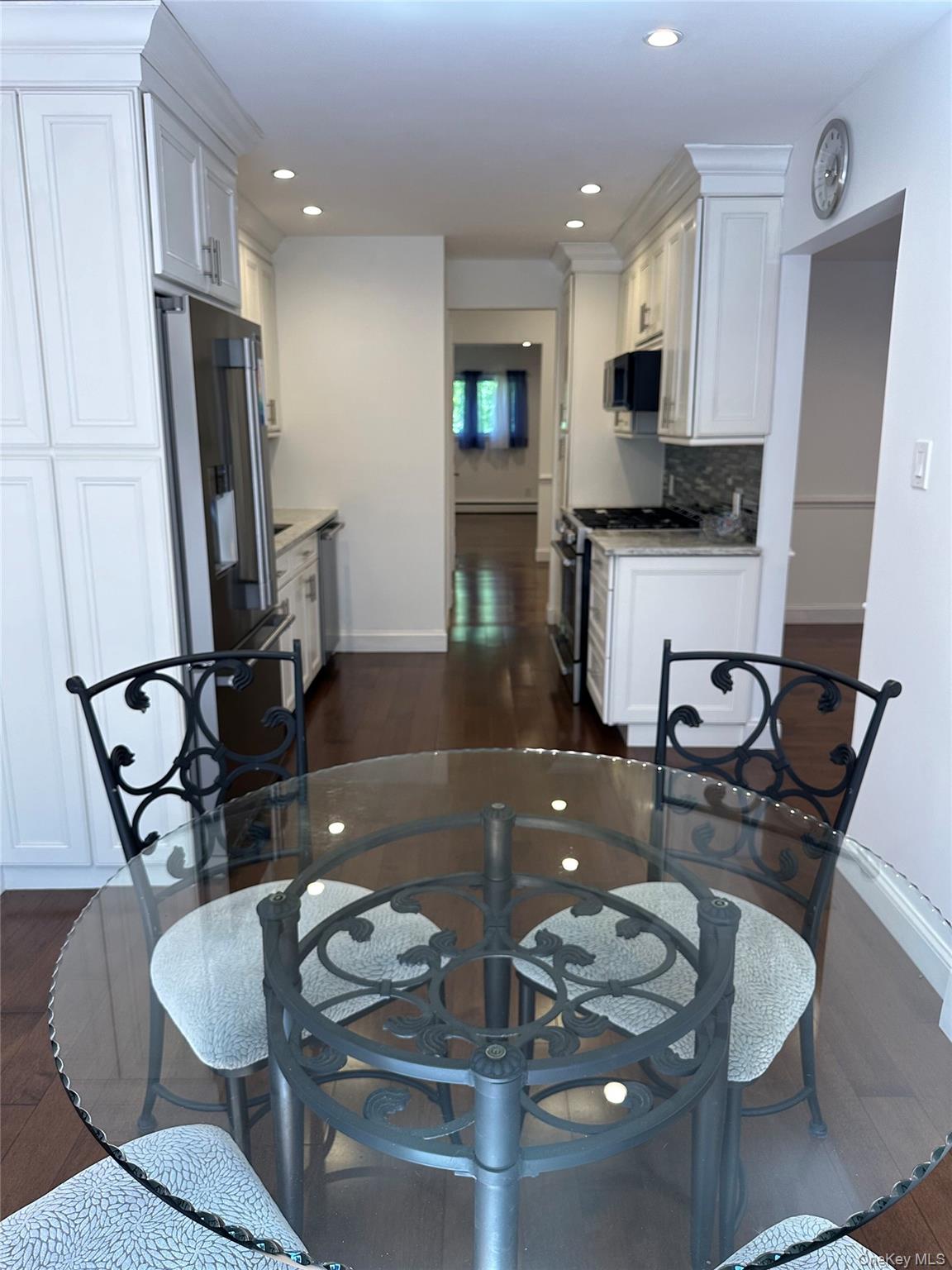 #20 photo, 280 Terry Rd, מחוז סאפוק Smithtown , NY 11787