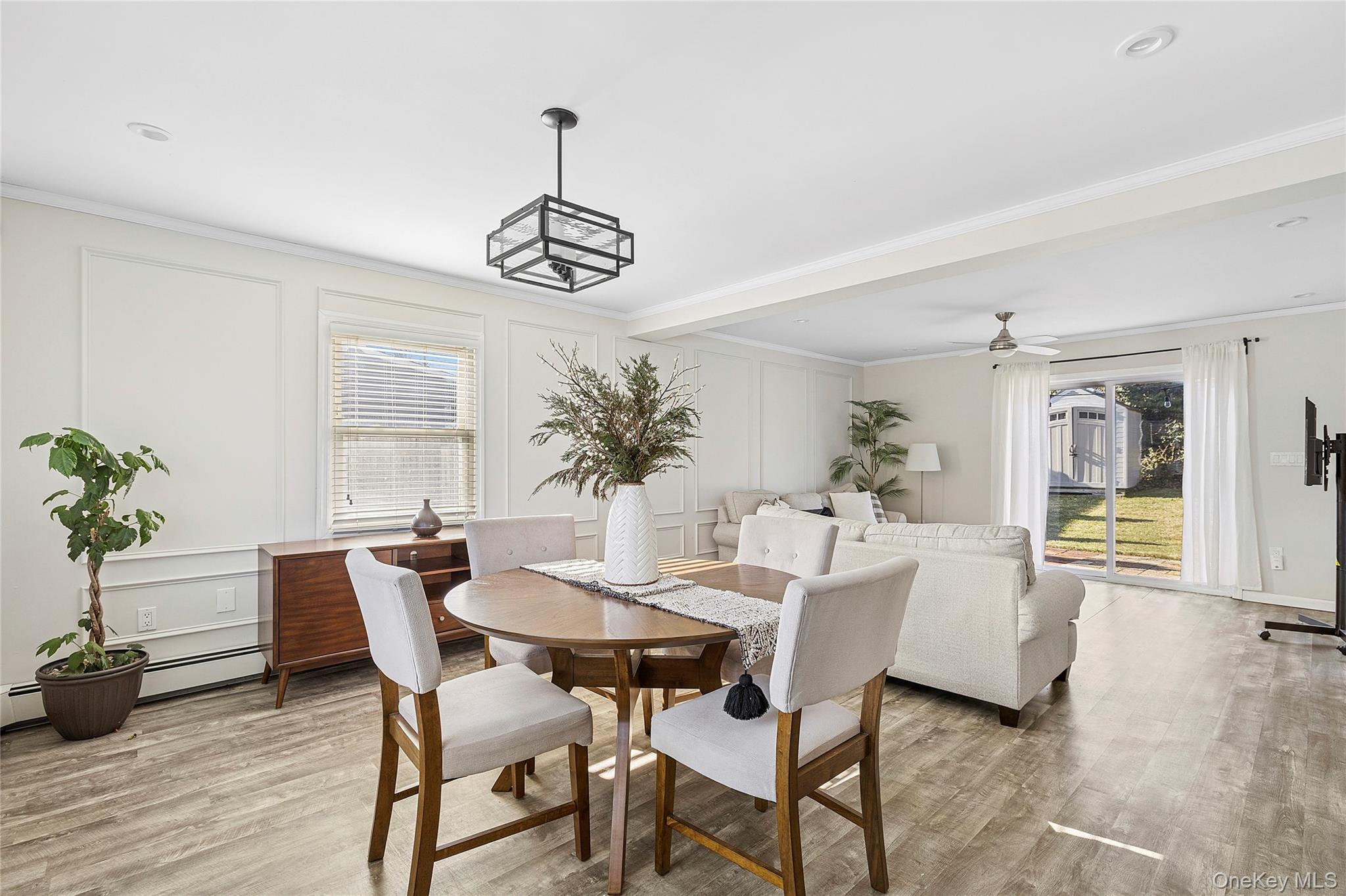 #4 photo, 22 Shelter Lane, नासाउ काउंटी Levittown , NY 11756