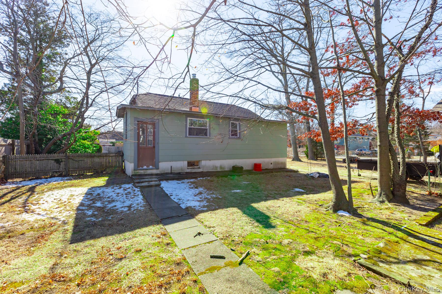 #19 photo, 160 Austin Street, 롱 아일랜드 Lindenhurst , NY 11757