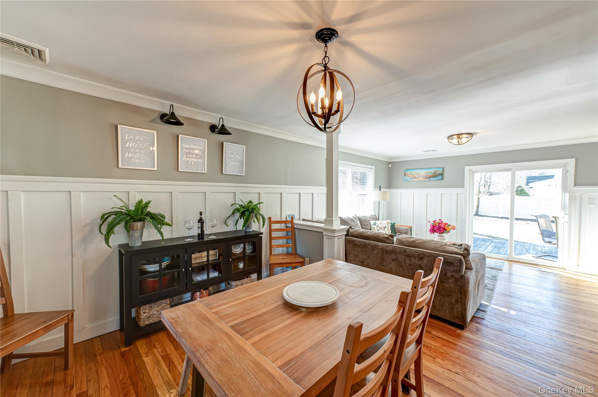 #11 photo, 75 Hazard Avenue, سوفولك Huntington Station , NY 11746