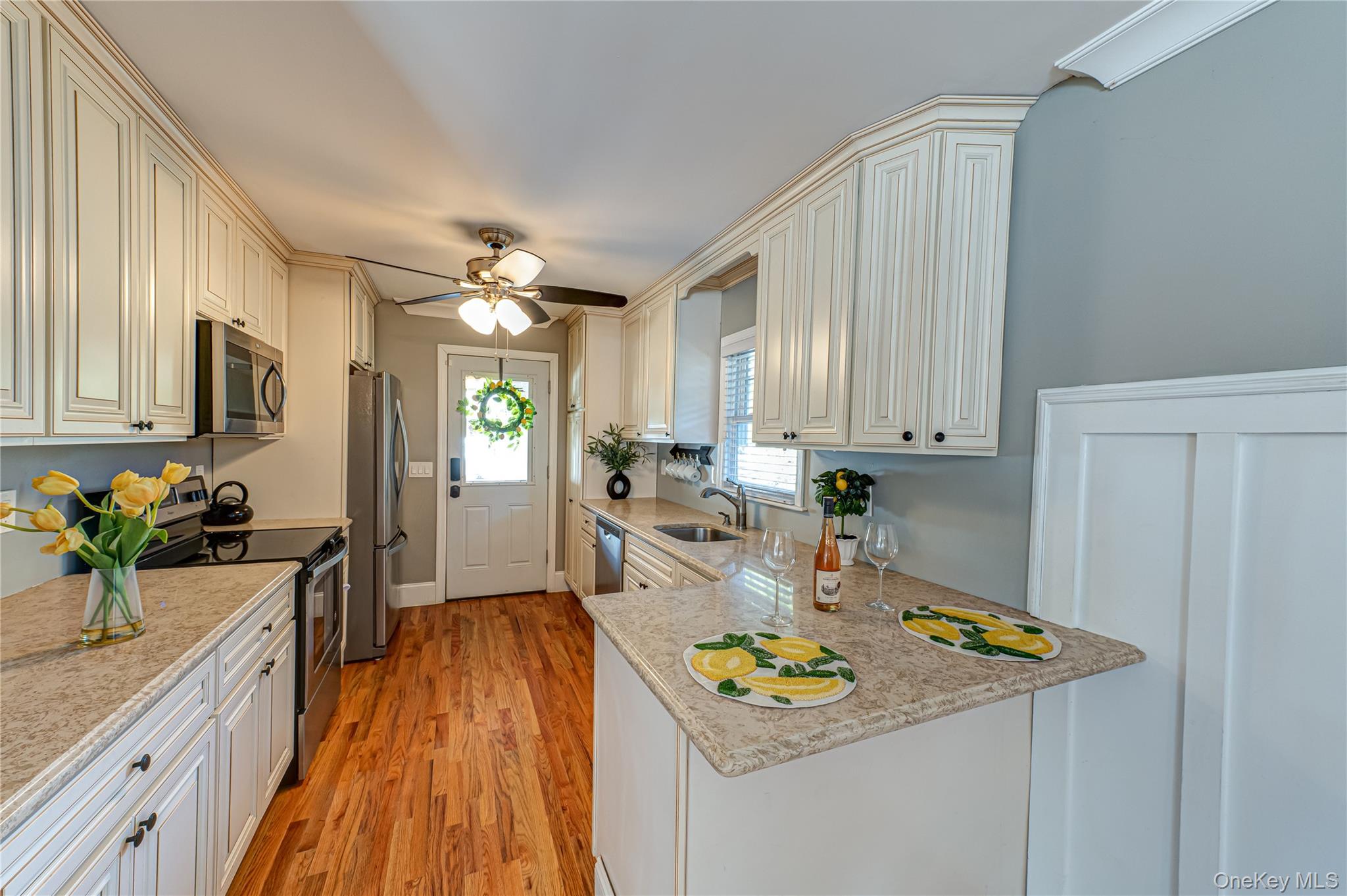 #15 photo, 75 Hazard Avenue, سوفولك Huntington Station , NY 11746