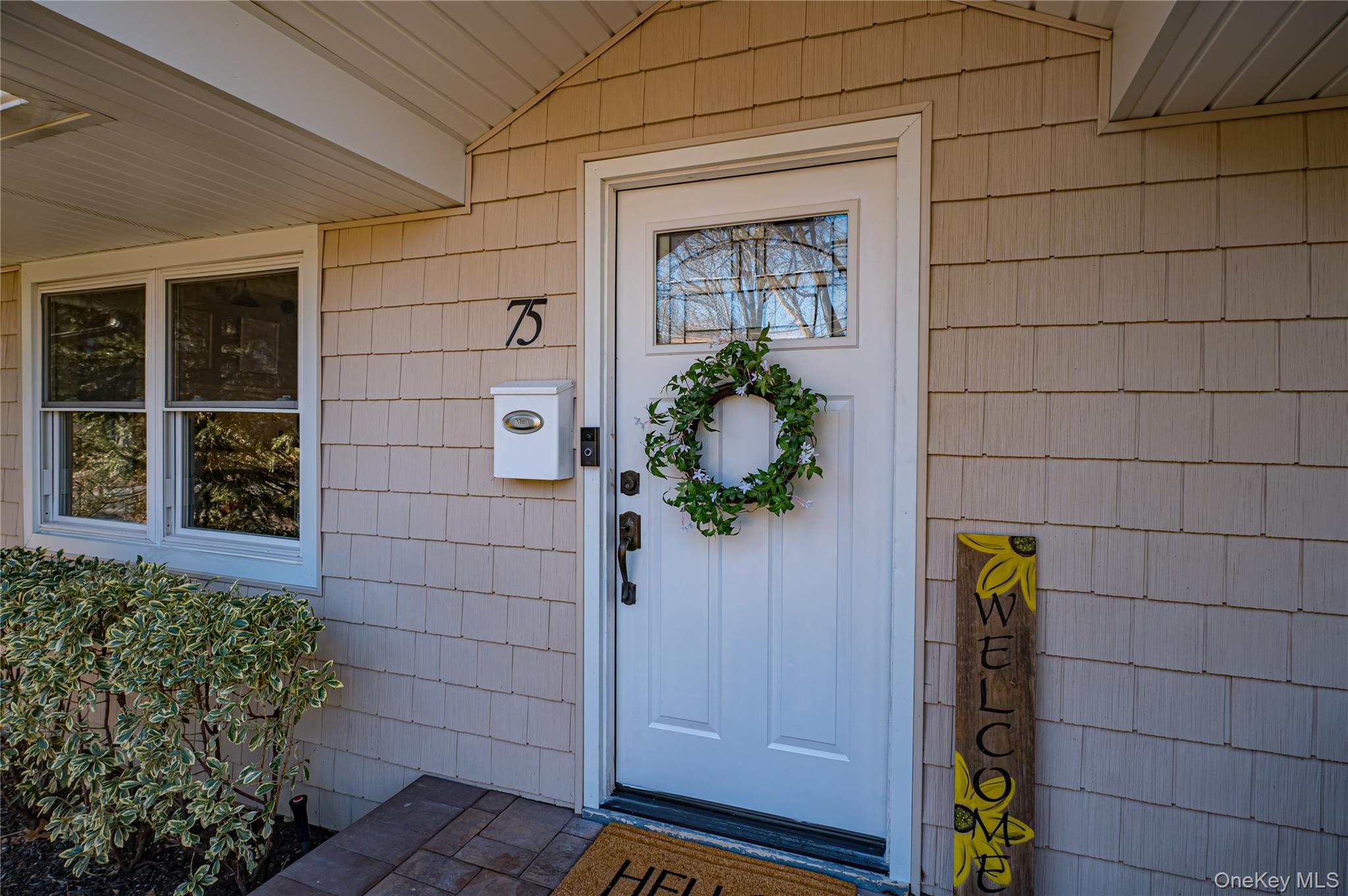 #4 photo, 75 Hazard Avenue, سوفولك Huntington Station , NY 11746