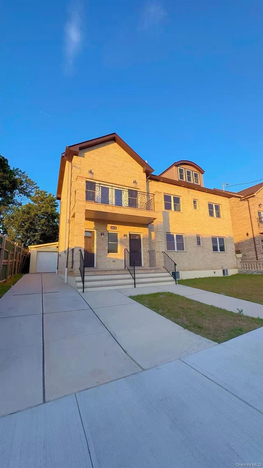 #1 photo, 149-45 Hawtree Street, Куинс ‖ Ozone Park , NY 11417