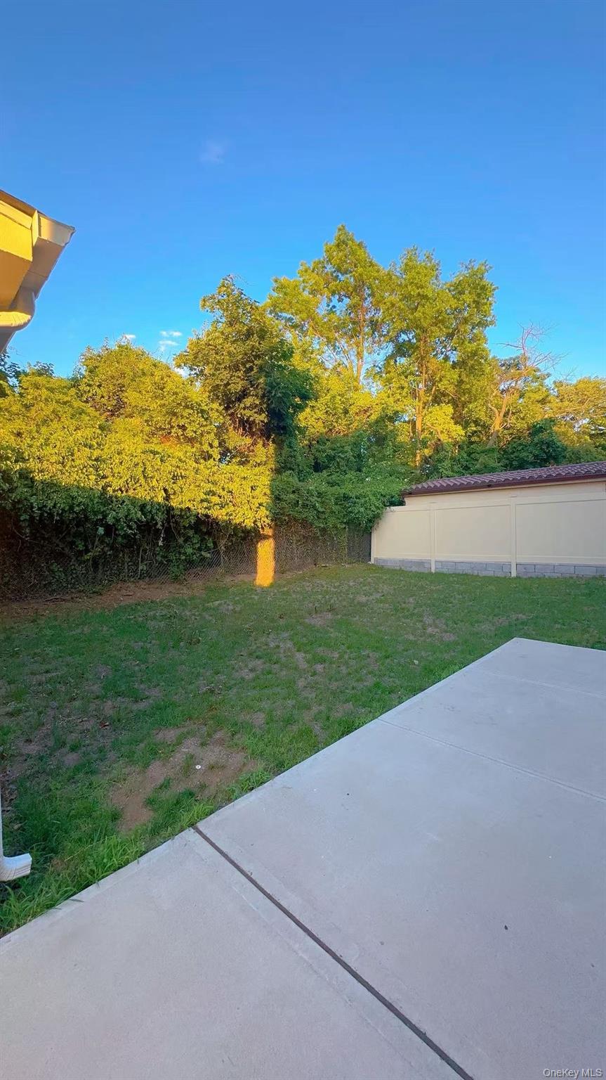 #4 photo, 149-45 Hawtree Street, Куинс ‖ Ozone Park , NY 11417