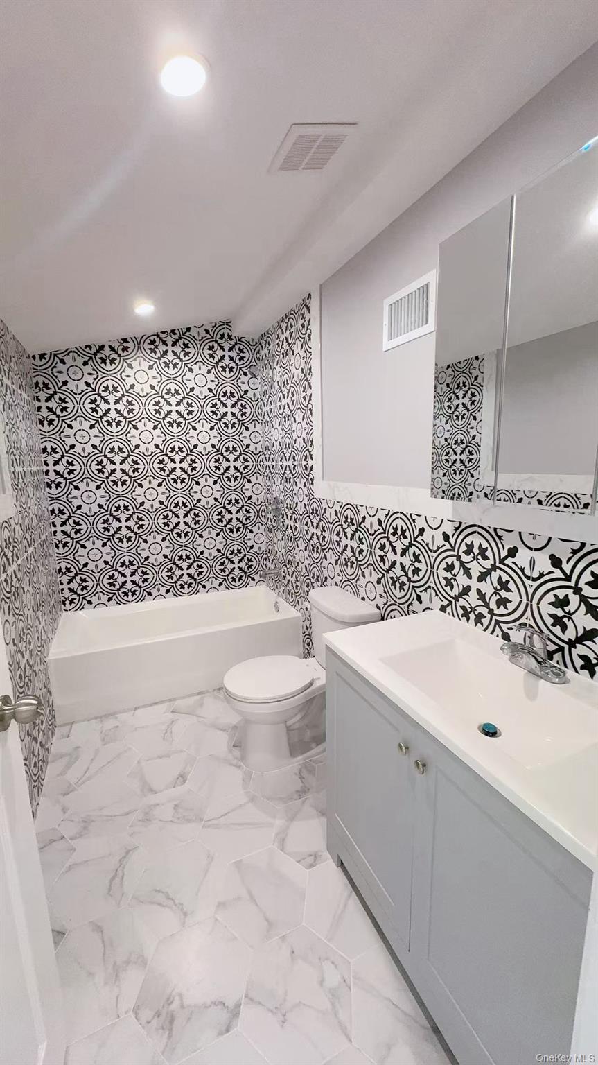 #9 photo, 149-45 Hawtree Street, Куинс ‖ Ozone Park , NY 11417