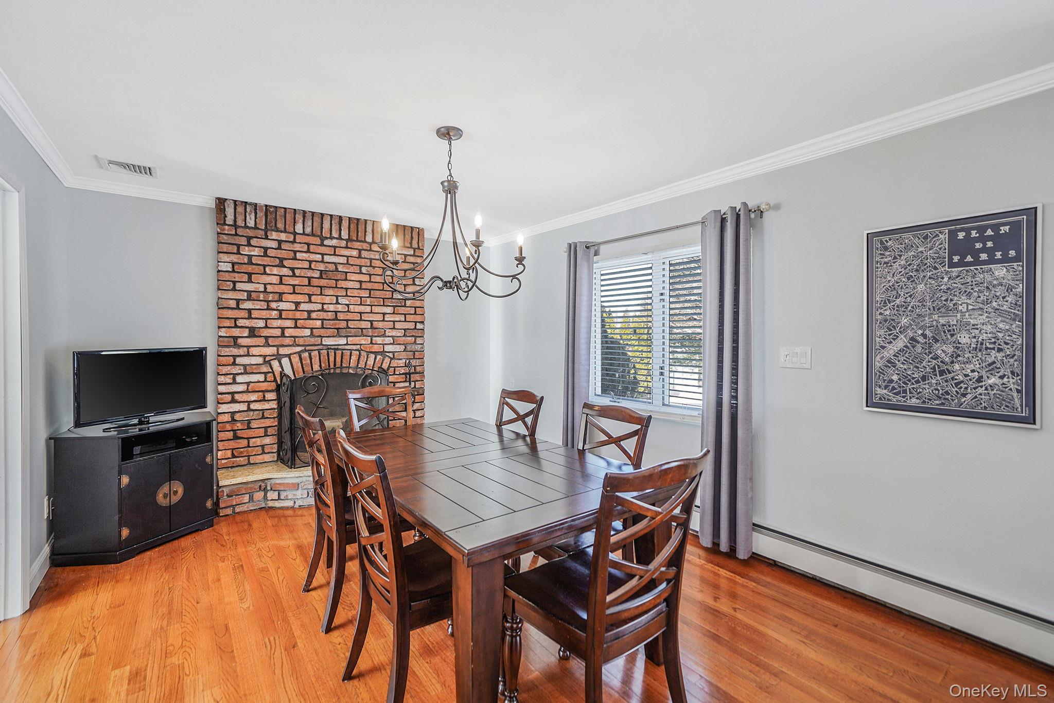 #12 photo, 49 Gainsborough Road, サフォーク郡 Holbrook , NY 11741