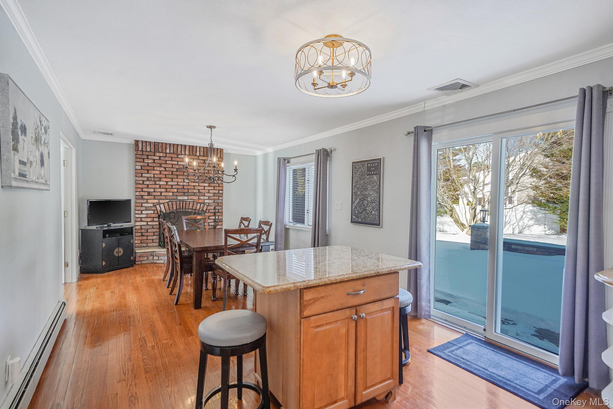 #15 photo, 49 Gainsborough Road, サフォーク郡 Holbrook , NY 11741