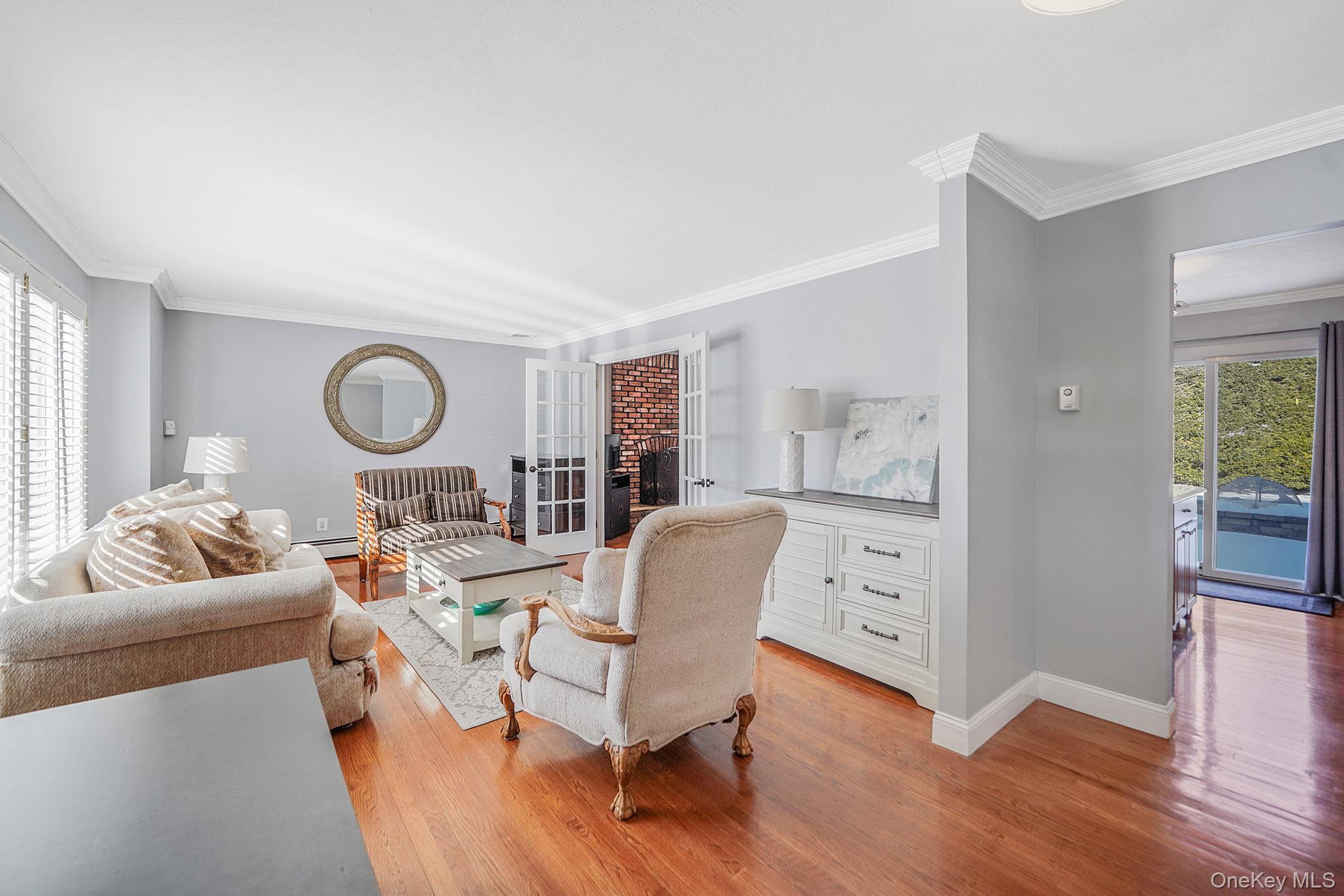 #5 photo, 49 Gainsborough Road, サフォーク郡 Holbrook , NY 11741