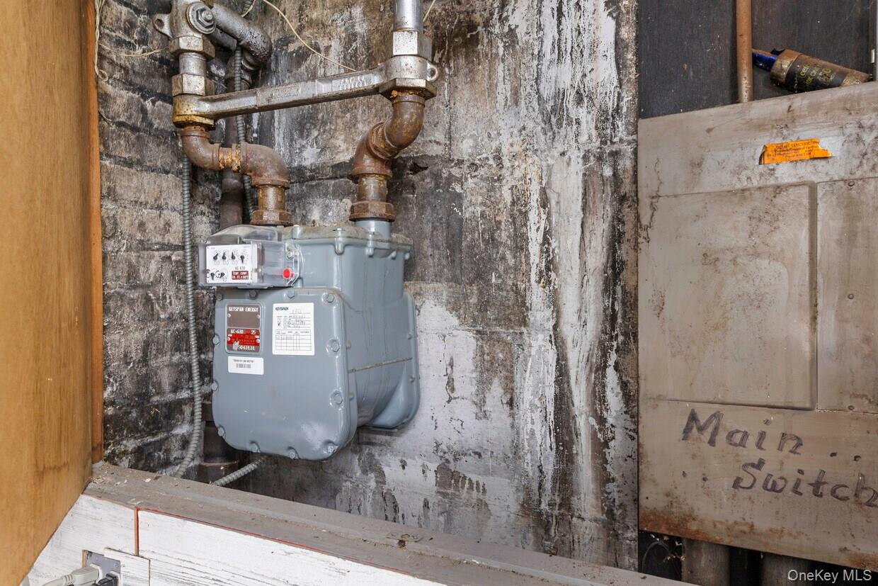 #14 photo, 81-38 Baxter Avenue, Elmhurst , NY 11373