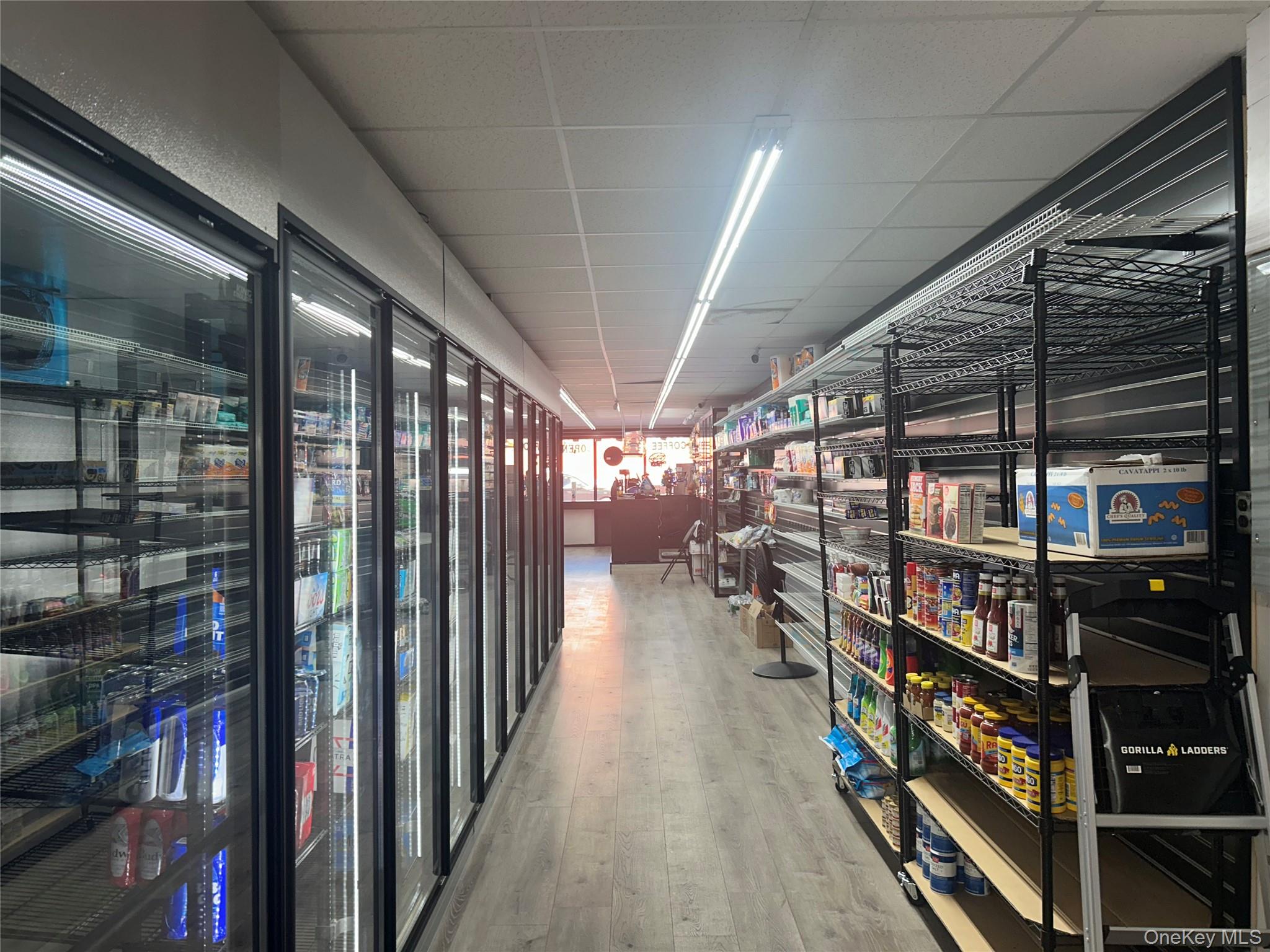 #6 photo, 981 Hempstead Turnpike, Franklin Square , NY 10010