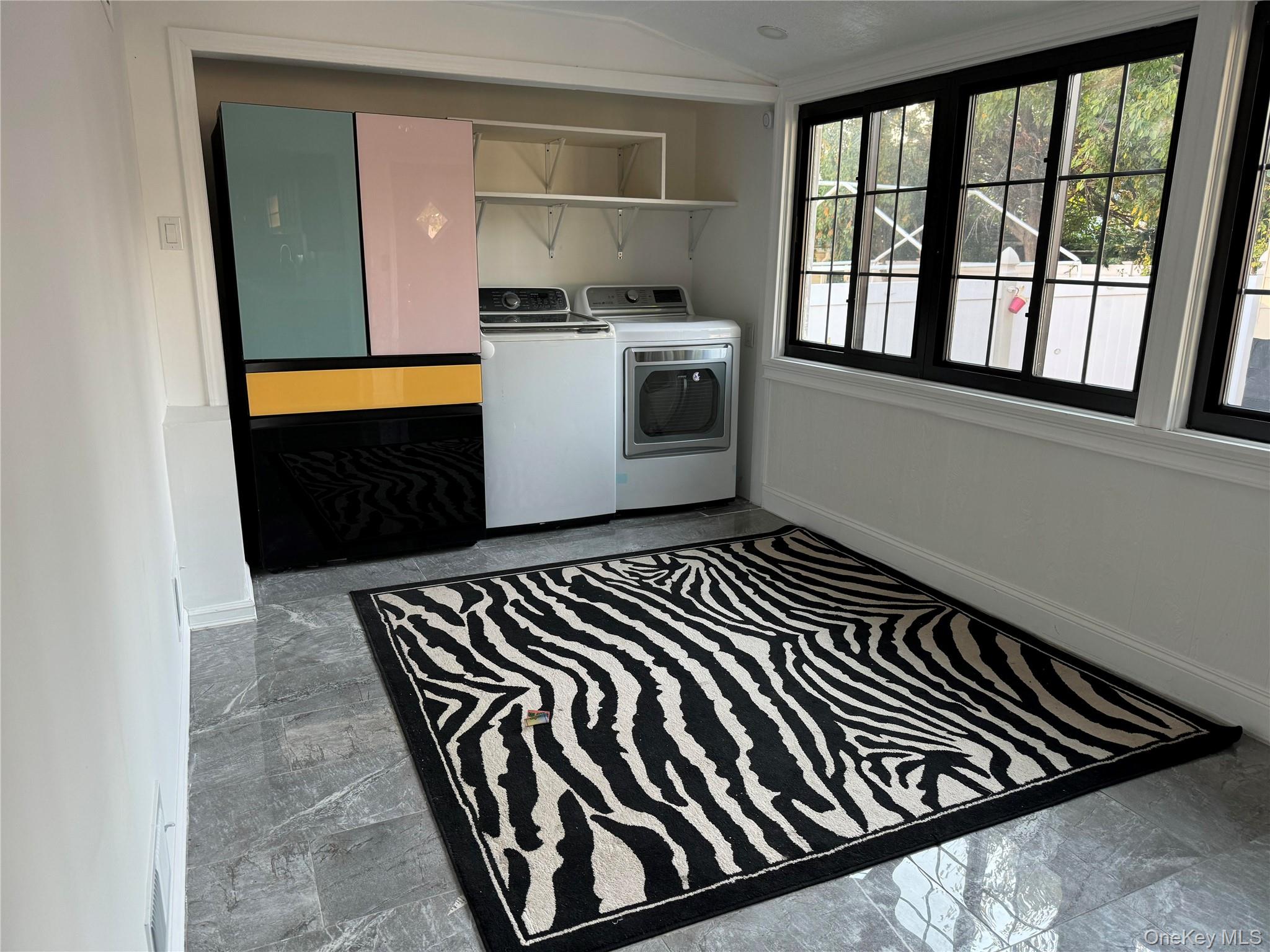 #11 photo, 25 Grand Street, नासाउ काउंटी Elmont , NY 11003