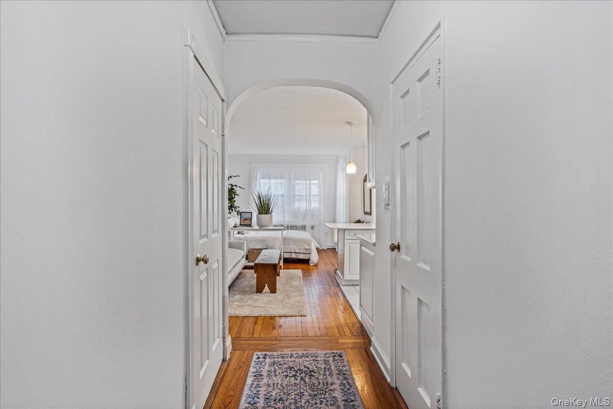 #2 photo, 36 Hamilton Place, 长岛 Garden City , NY 11530