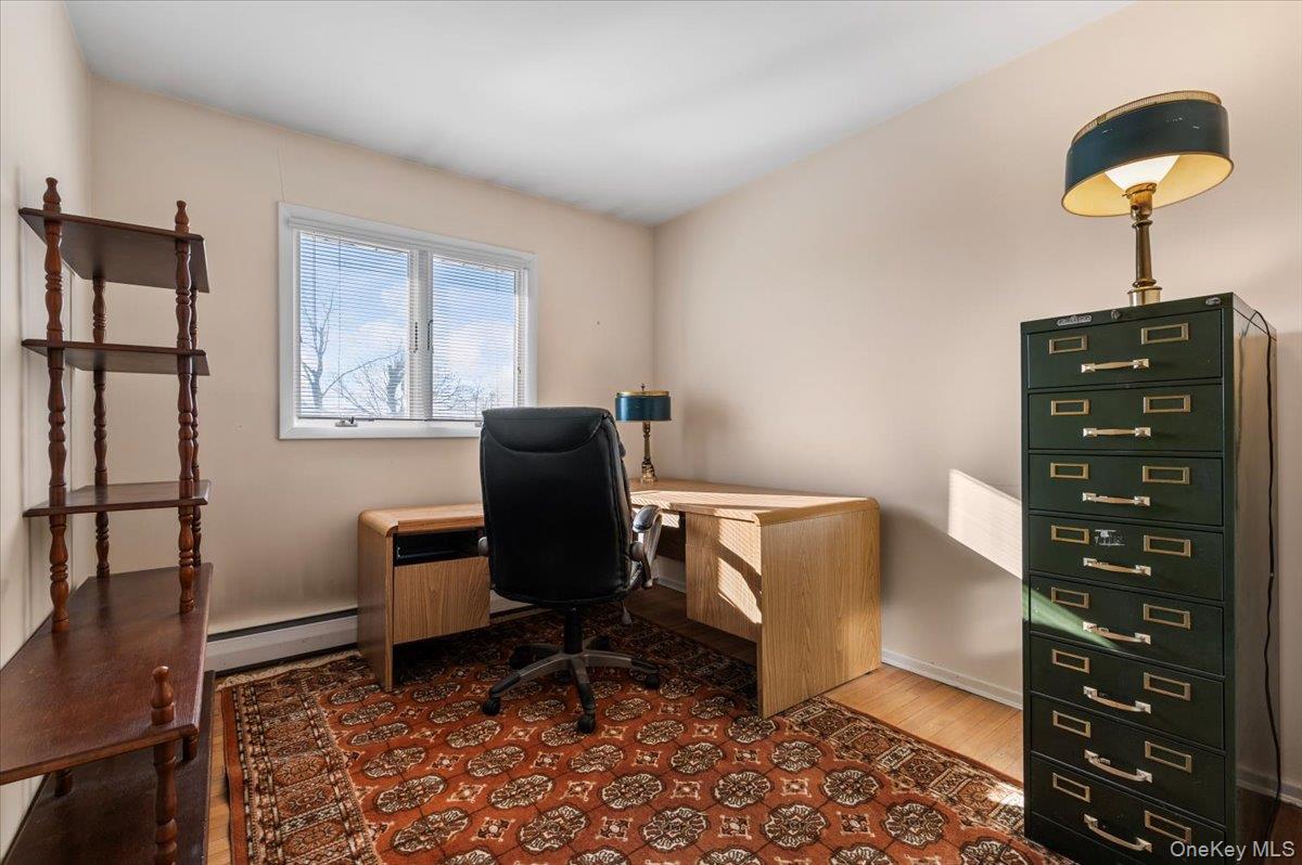 #14 photo, 53 Beaumont Drive, नासाउ काउंटी Plainview , NY 11803