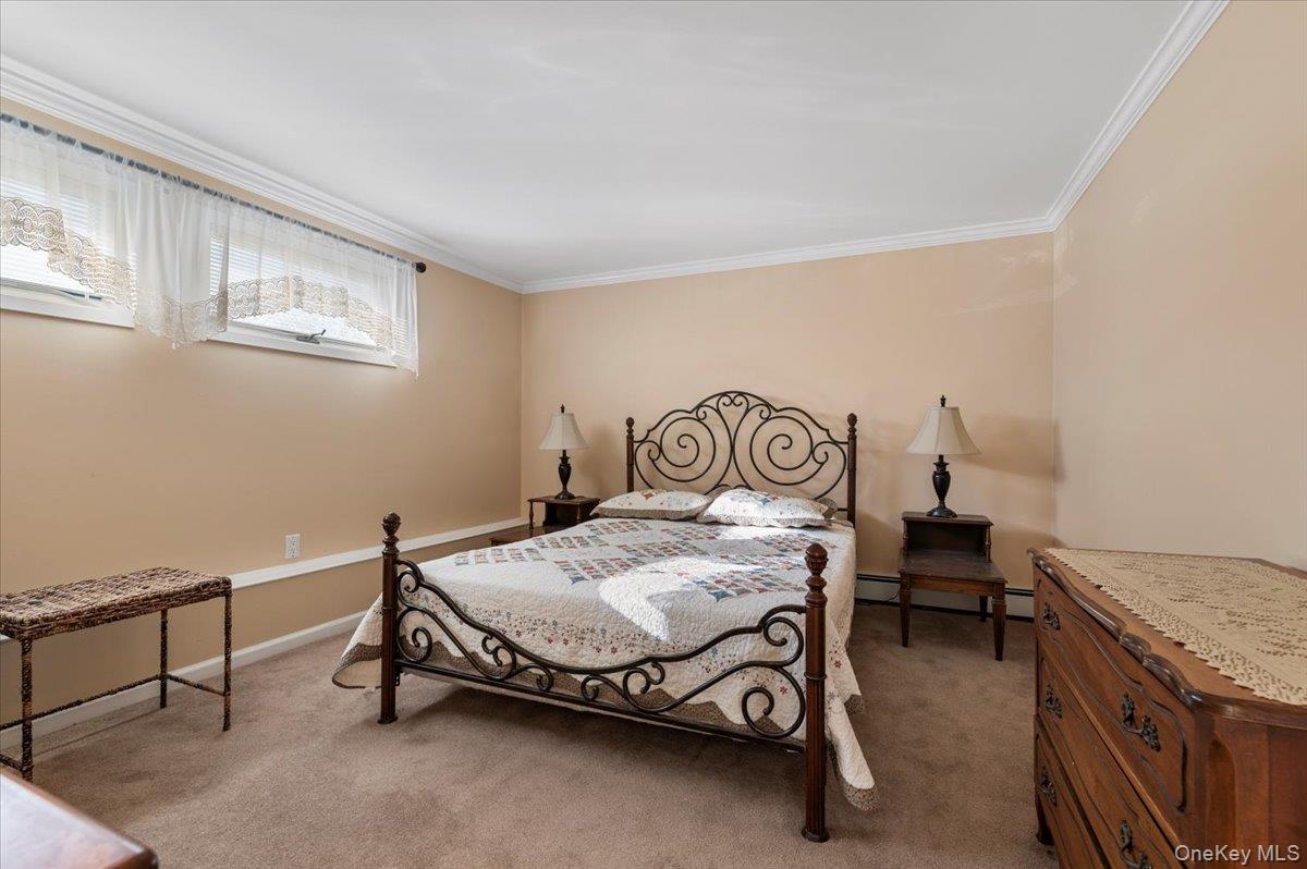 #17 photo, 53 Beaumont Drive, नासाउ काउंटी Plainview , NY 11803