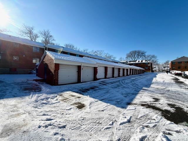 #2 photo, 216-15 68th Avenue, קווינס Bayside , NY 11364