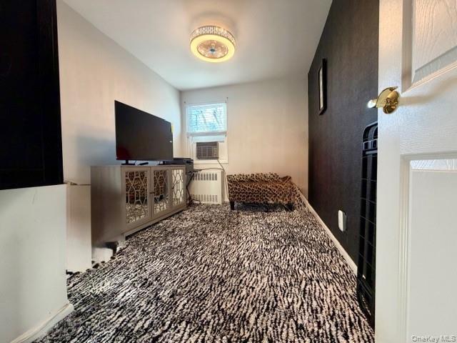 #6 photo, 216-15 68th Avenue, קווינס Bayside , NY 11364