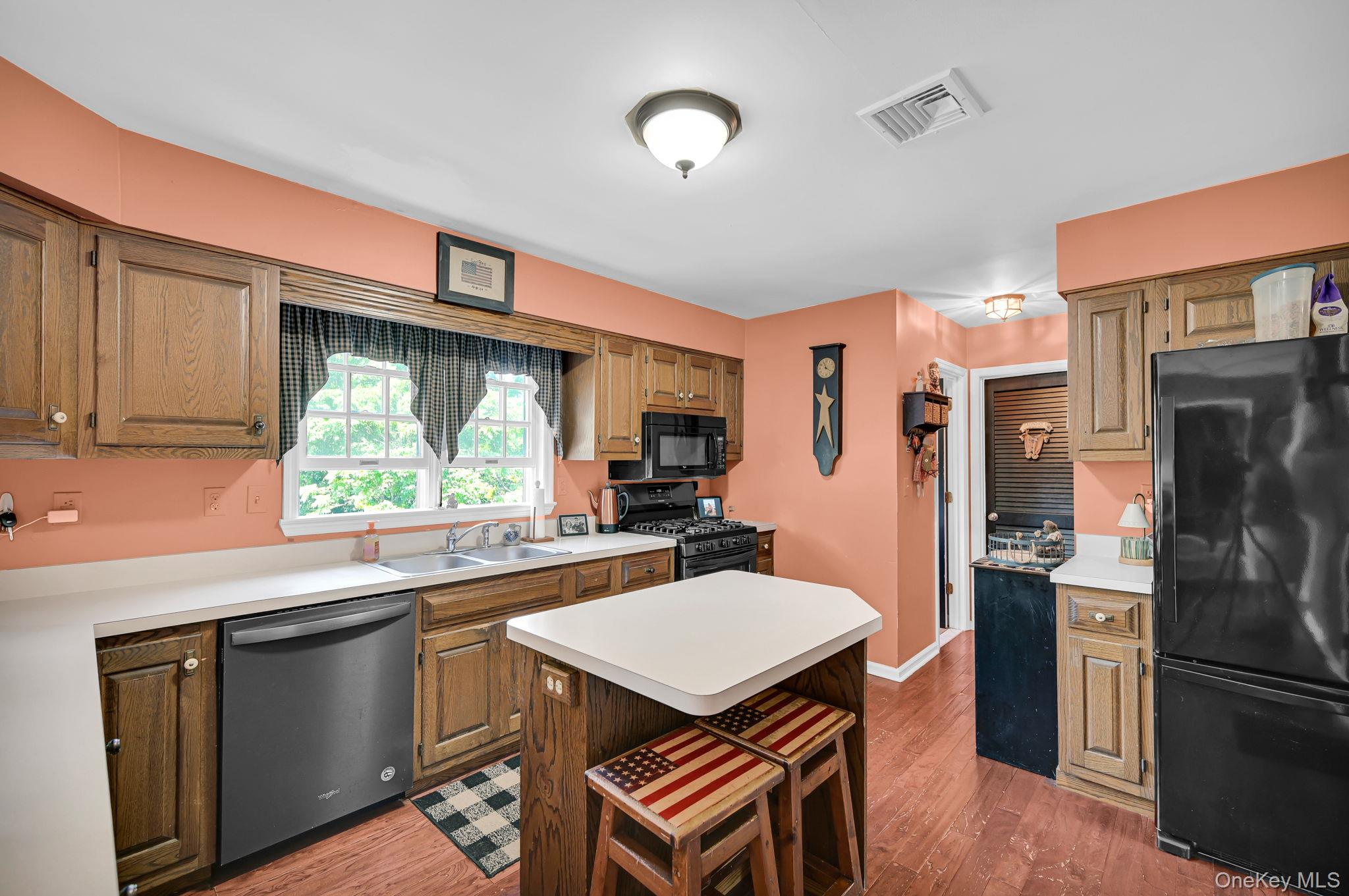 #14 photo, 28 Brady Road, Warwick , NY 10990