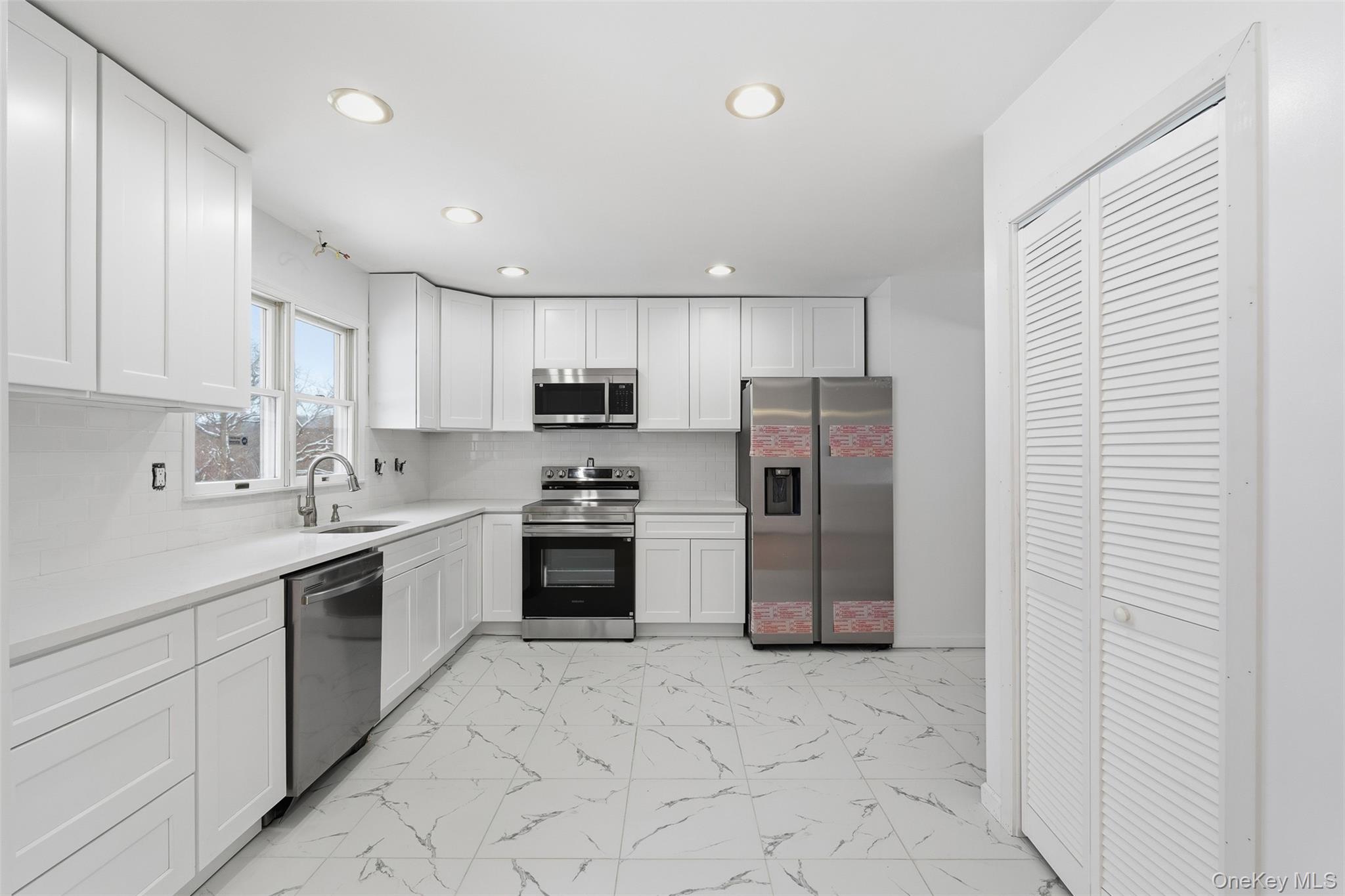 #13 photo, 1618 Morningview Drive, Yorktown Heights , NY 10598