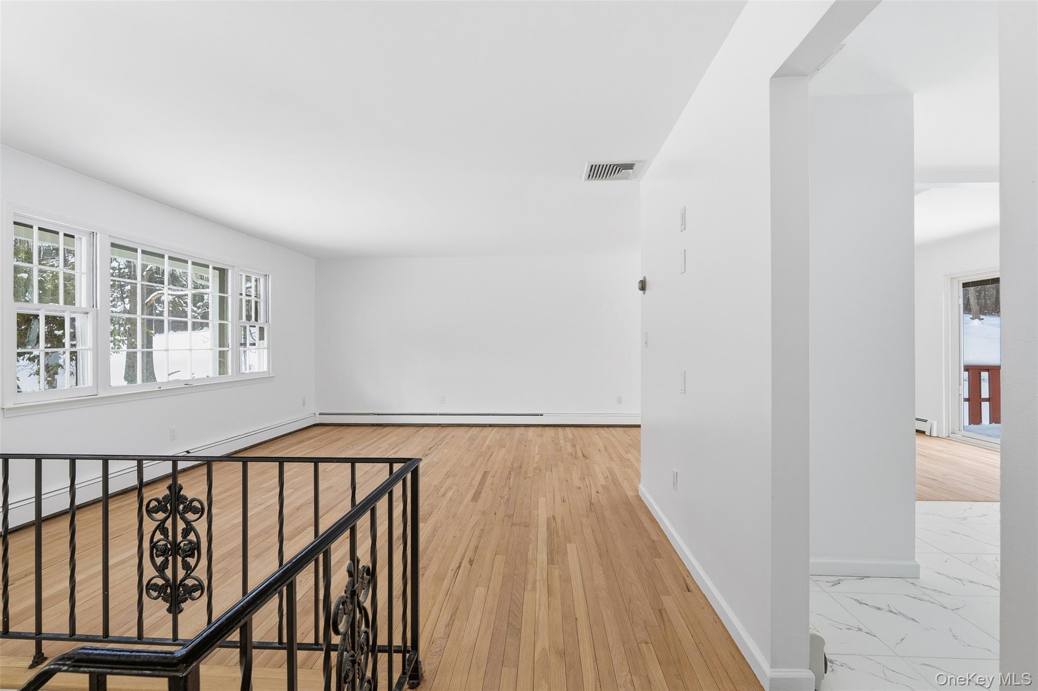 #4 photo, 1618 Morningview Drive, Yorktown Heights , NY 10598