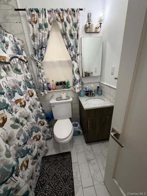 #7 photo, 1822 Hunt Avenue, Bronx , NY 10462