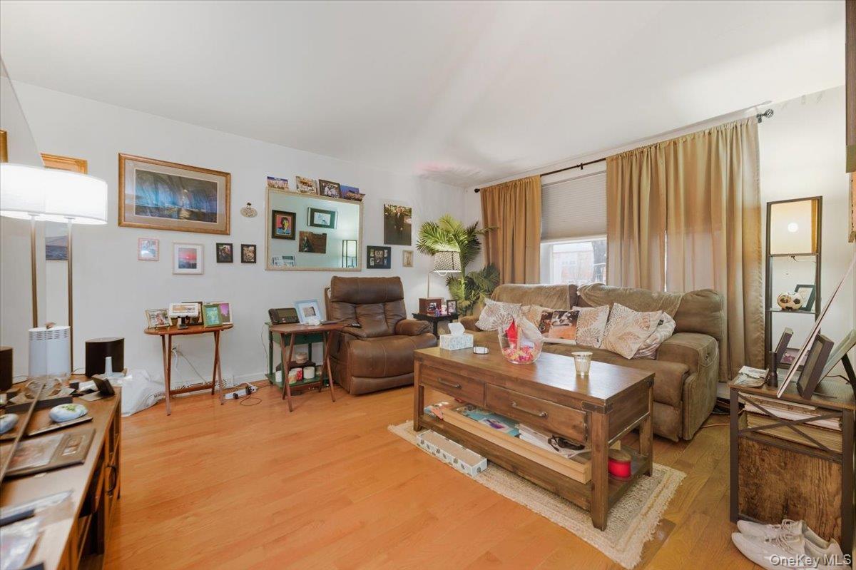 #3 photo, 192 Huntington Avenue, Bronx , NY 10465