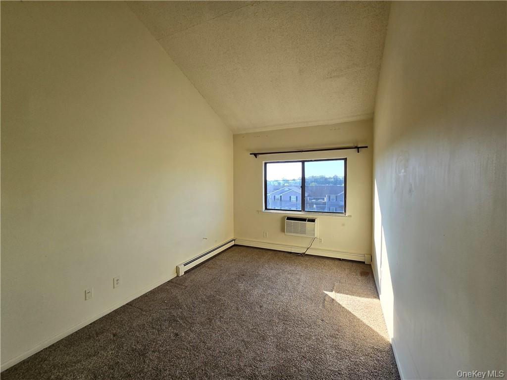 #10 photo, 44 Inwood Road, Middletown , NY 10941