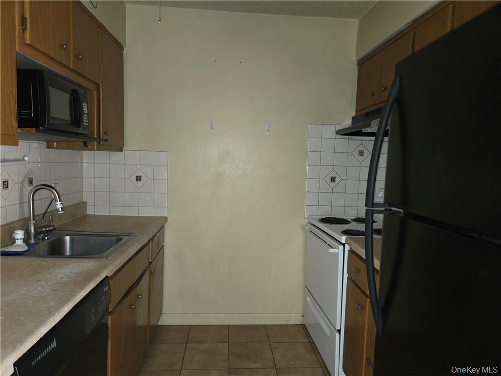 #6 photo, 44 Inwood Road, Middletown , NY 10941