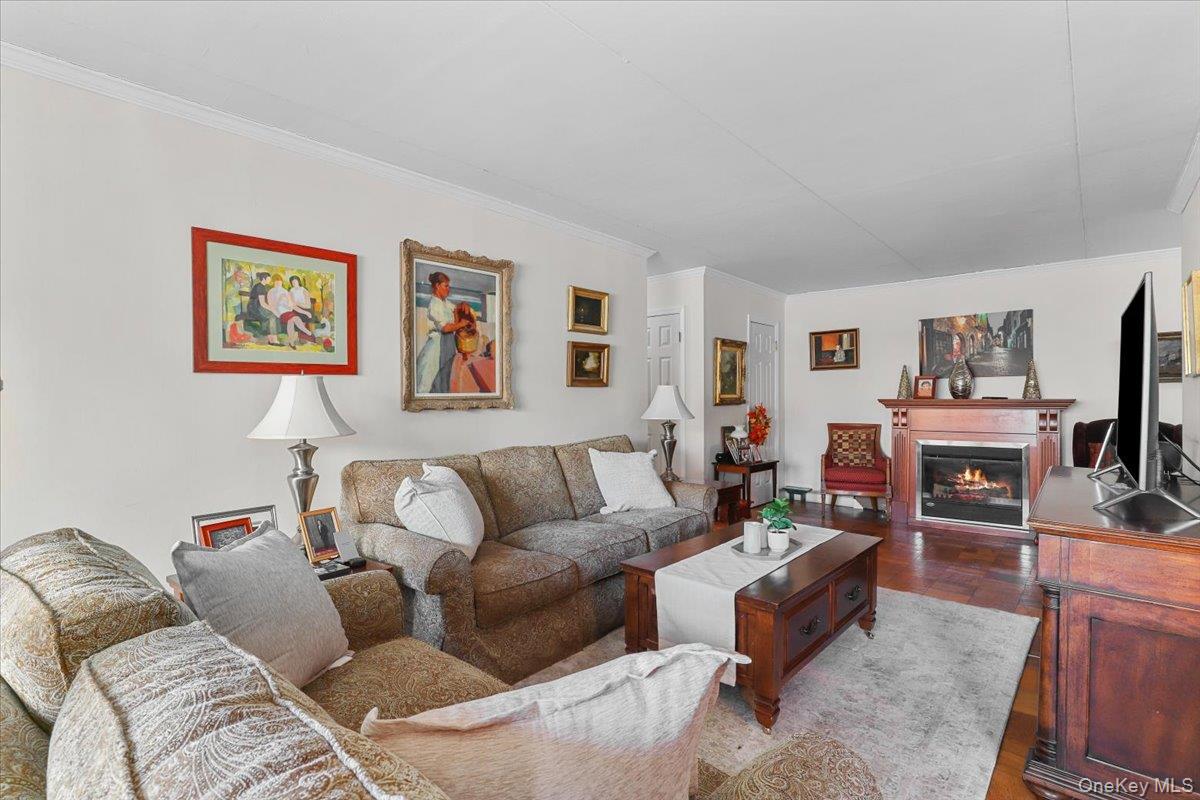 #6 photo, 200 Diplomat Drive, Mount Kisco , NY 10549