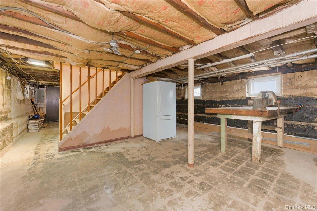 #15 photo, 22 Sunset Trail, Bronx , NY 10465