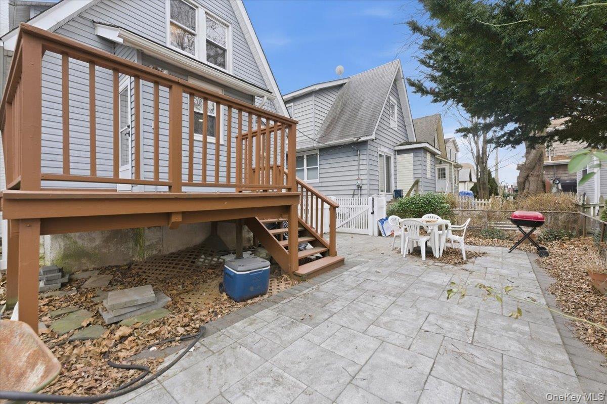 #17 photo, 22 Sunset Trail, Bronx , NY 10465