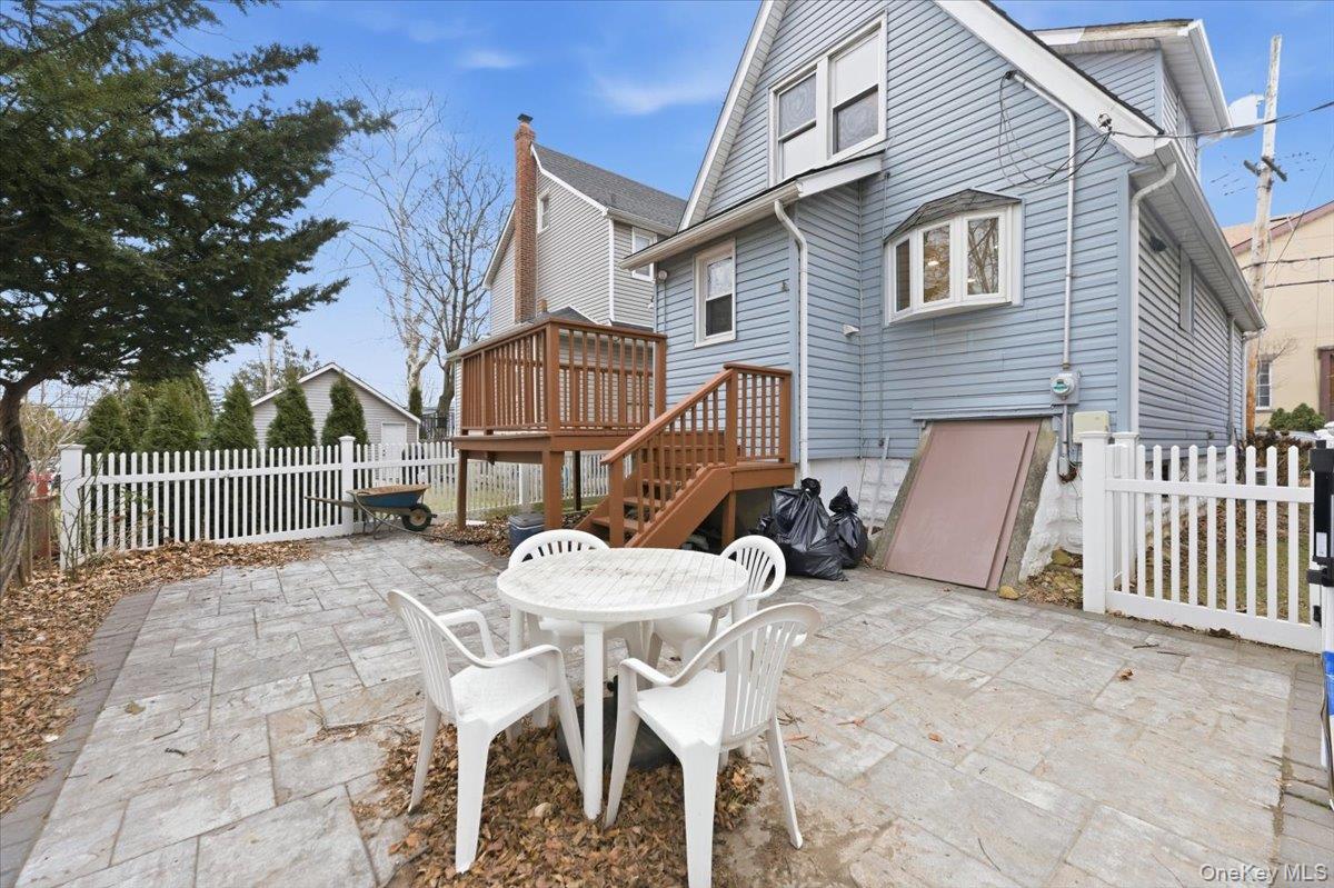 #18 photo, 22 Sunset Trail, Bronx , NY 10465