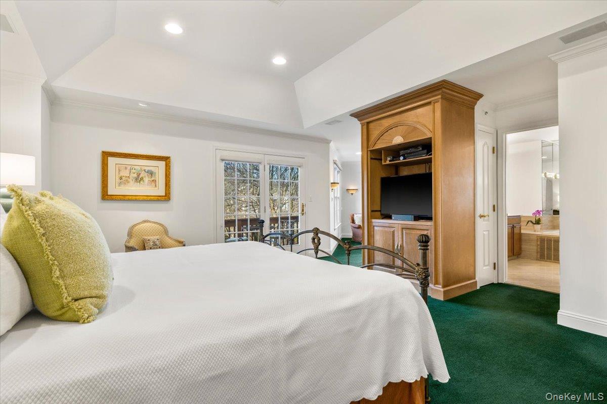 #20 photo, 51 Club Pointe Drive, White Plains , NY 10605