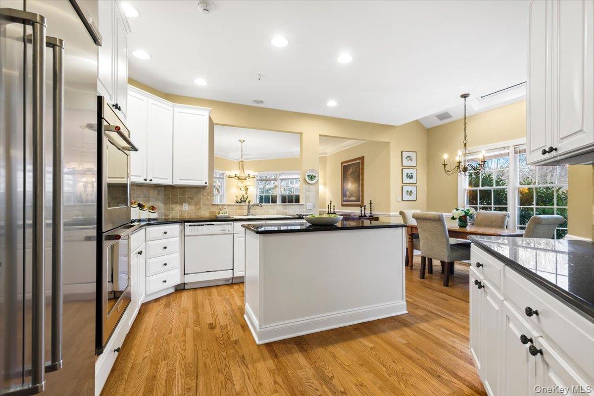 #9 photo, 51 Club Pointe Drive, White Plains , NY 10605