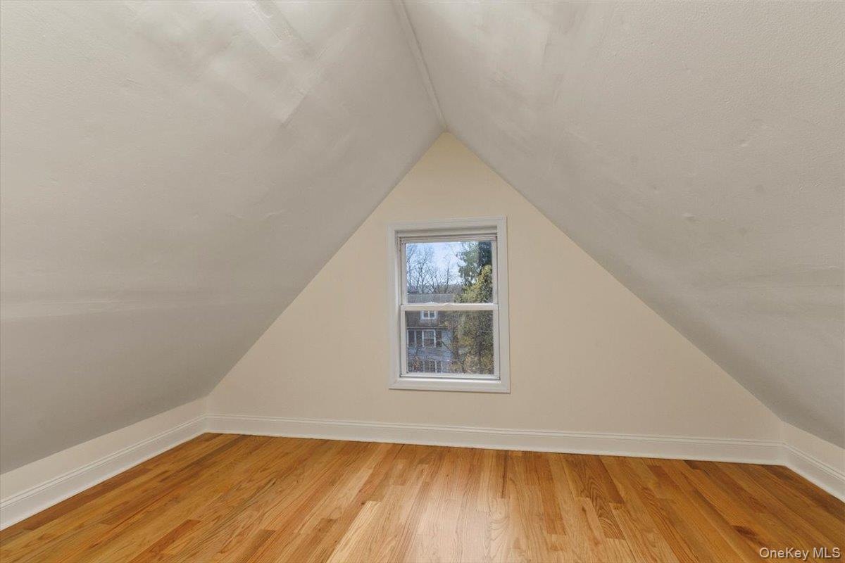 #15 photo, 116 Corlies Avenue, Pelham , NY 10803