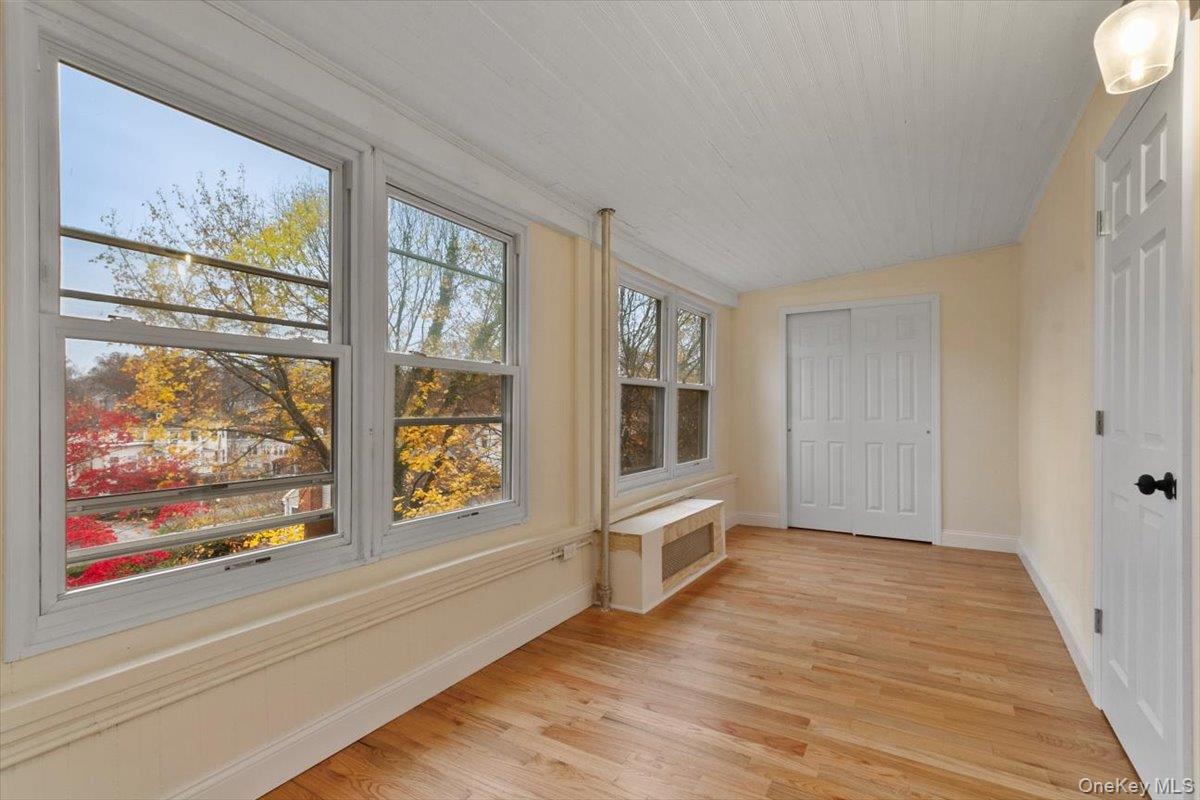 #11 photo, 116 Corlies Avenue, Pelham , NY 10803