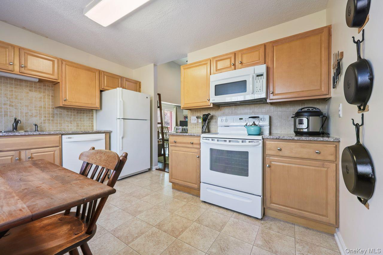 #9 photo, 202 Great Lawn Court, Brewster , NY 10509