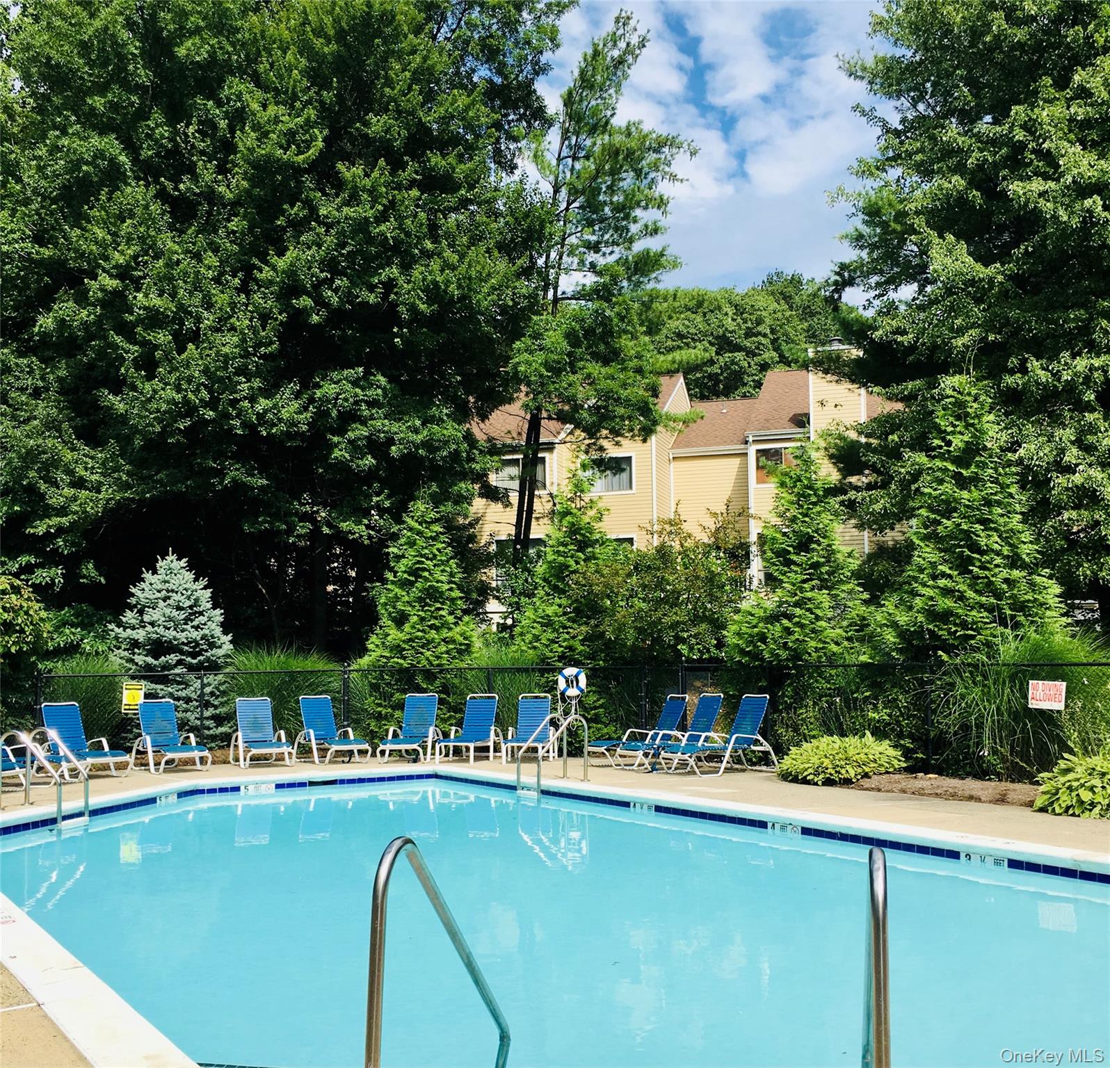 #15 photo, 32 Westwood Close, Irvington , NY 10533