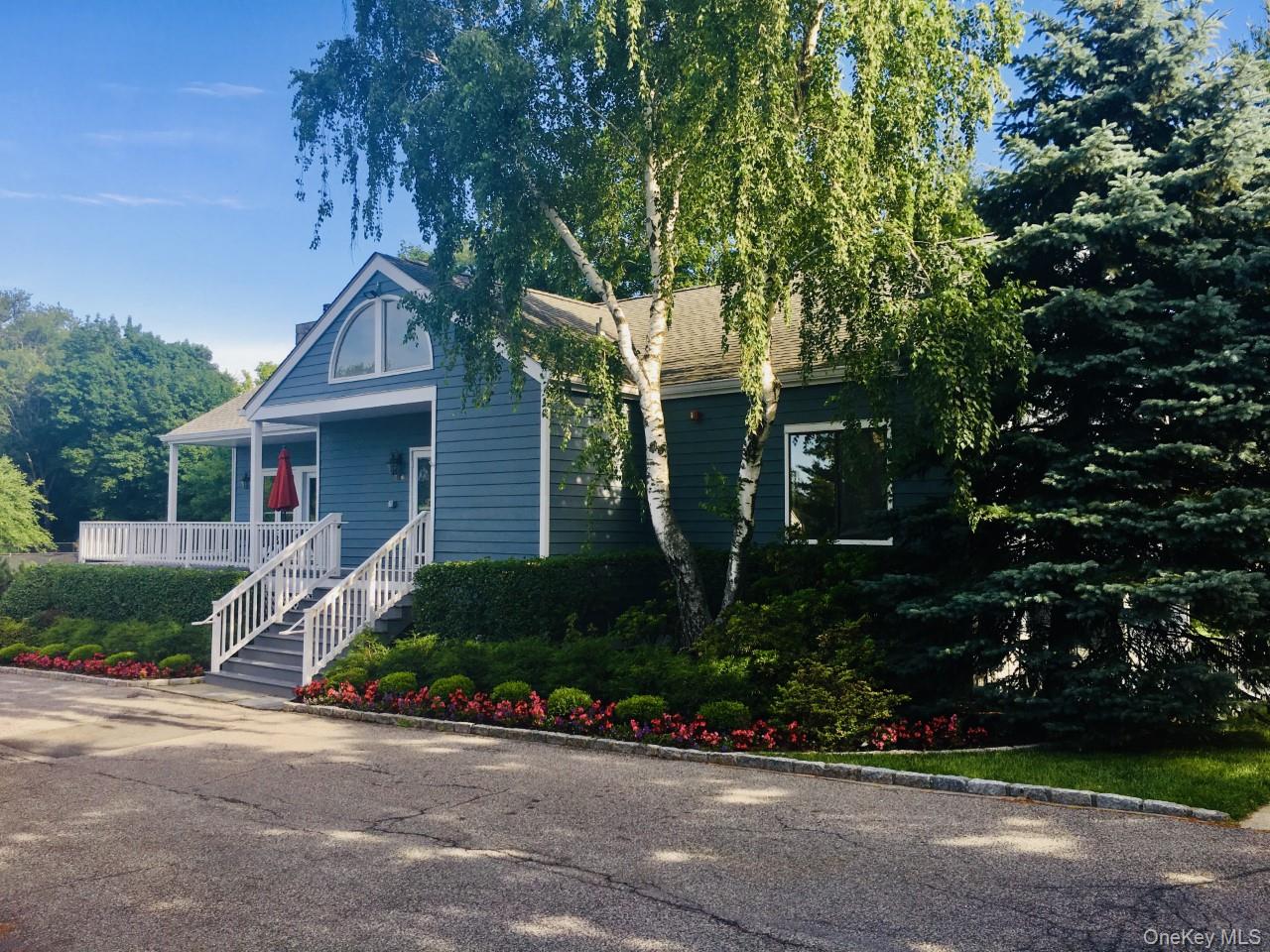 #16 photo, 32 Westwood Close, Irvington , NY 10533