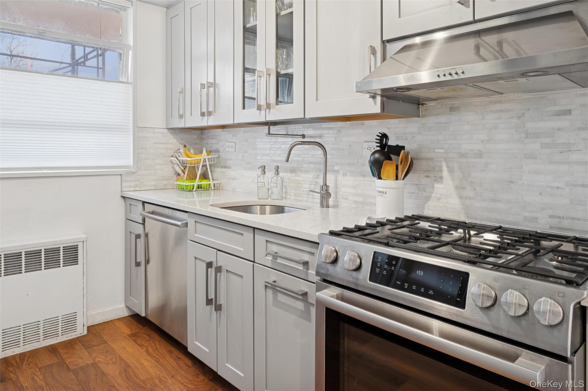 #12 photo, 2575 Palisade Avenue, Bronx , NY 10463