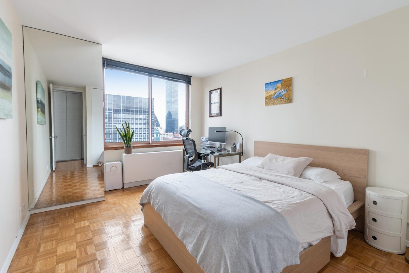 #9 photo, 235 E 40TH Street, Murray Hill , NY 10016