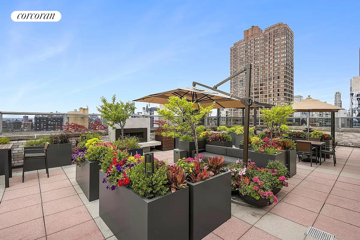 #16 photo, 300 E 40TH Street, मैनहटन Murray Hill , NY 10016