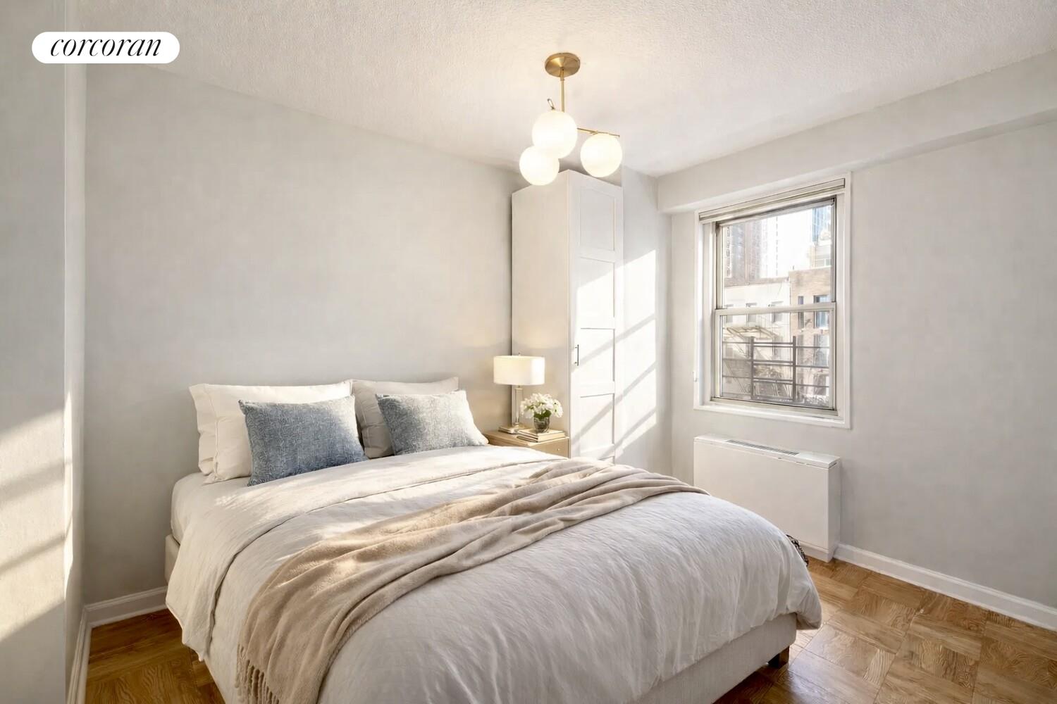 #4 photo, 300 E 40TH Street, मैनहटन Murray Hill , NY 10016