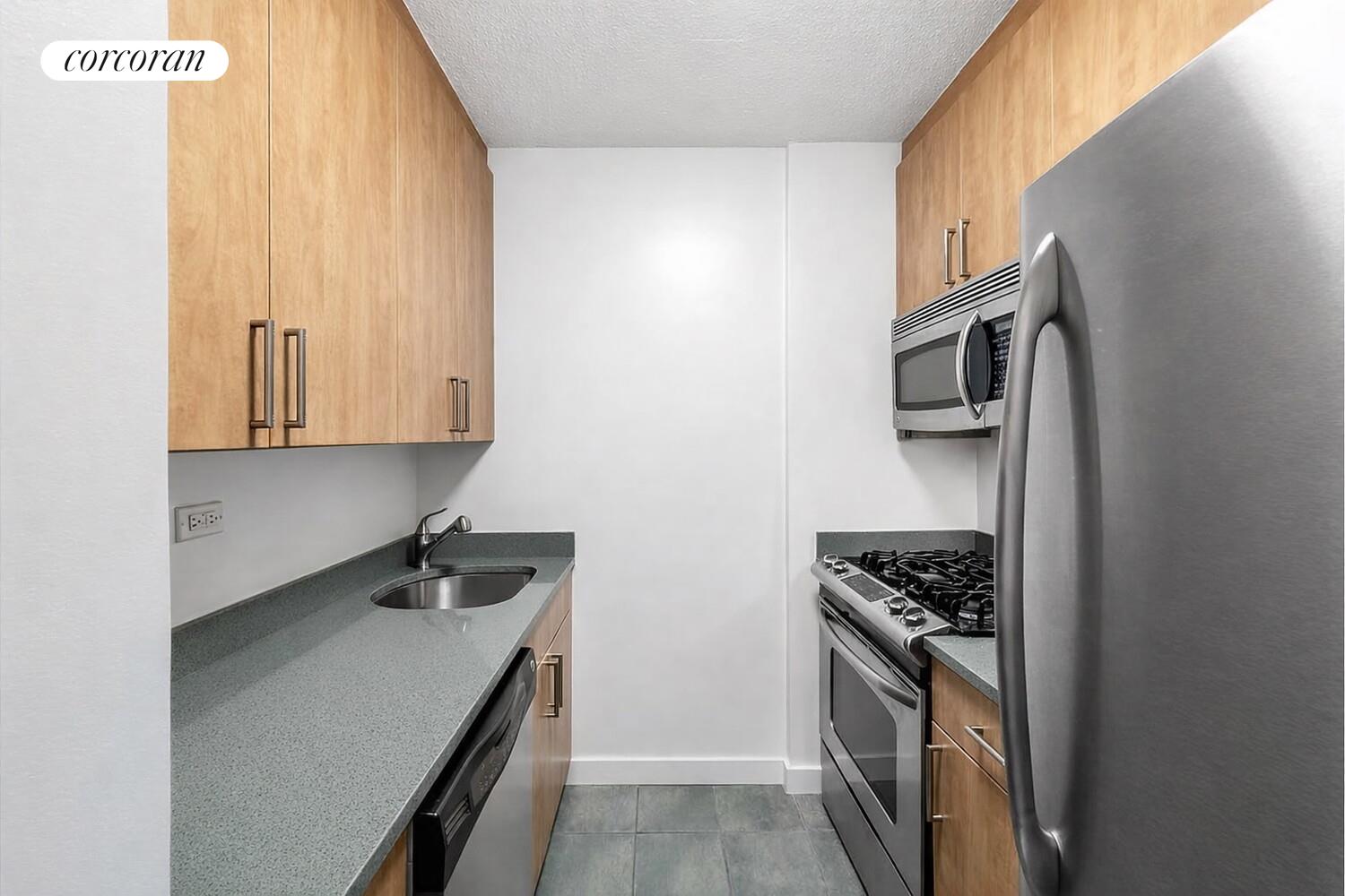 #5 photo, 300 E 40TH Street, मैनहटन Murray Hill , NY 10016