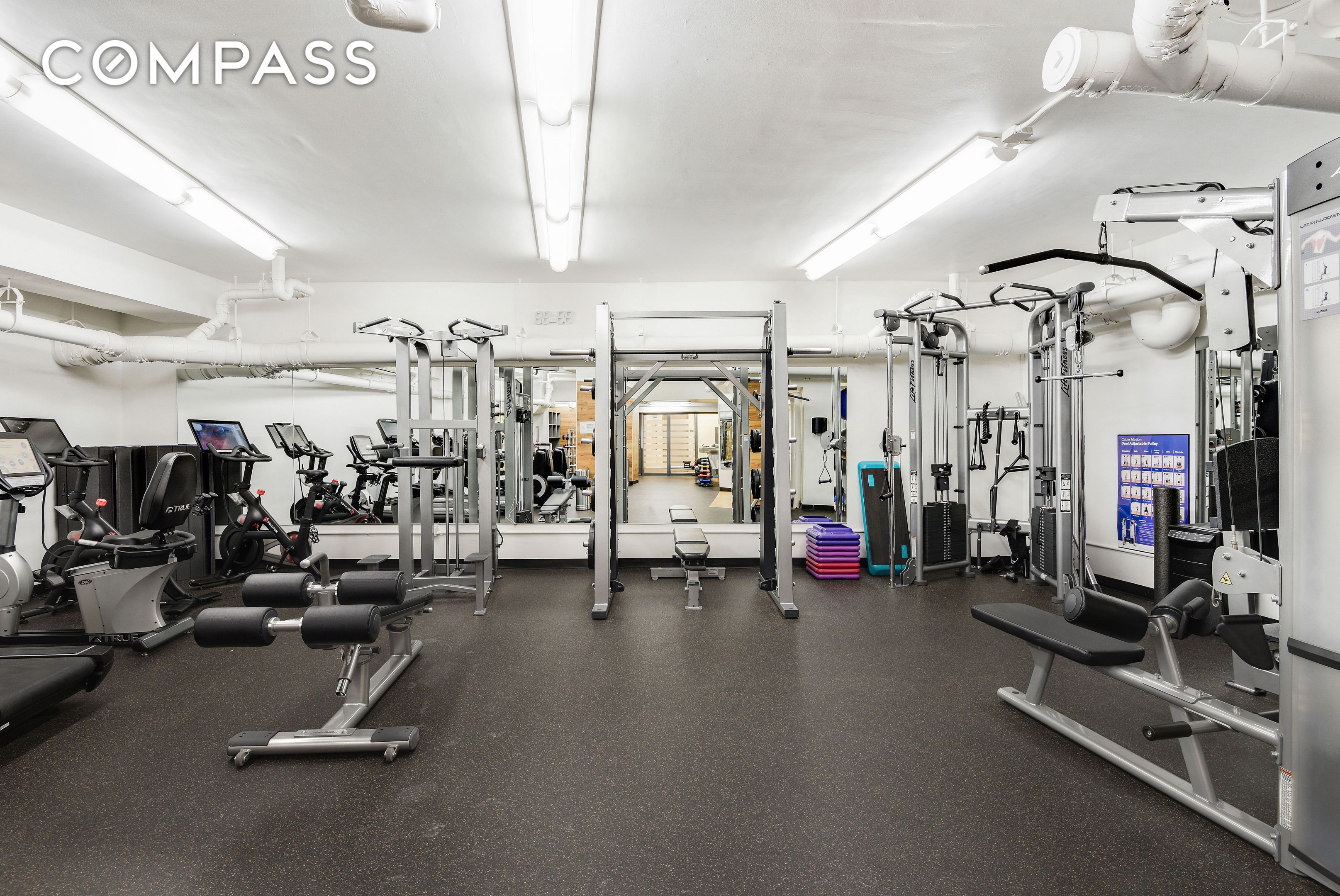 #21 photo, 200 Central Park S, Central Park South , NY 10019