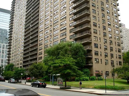 #1 photo, 205 W END Avenue, Lincoln Square , NY 10023