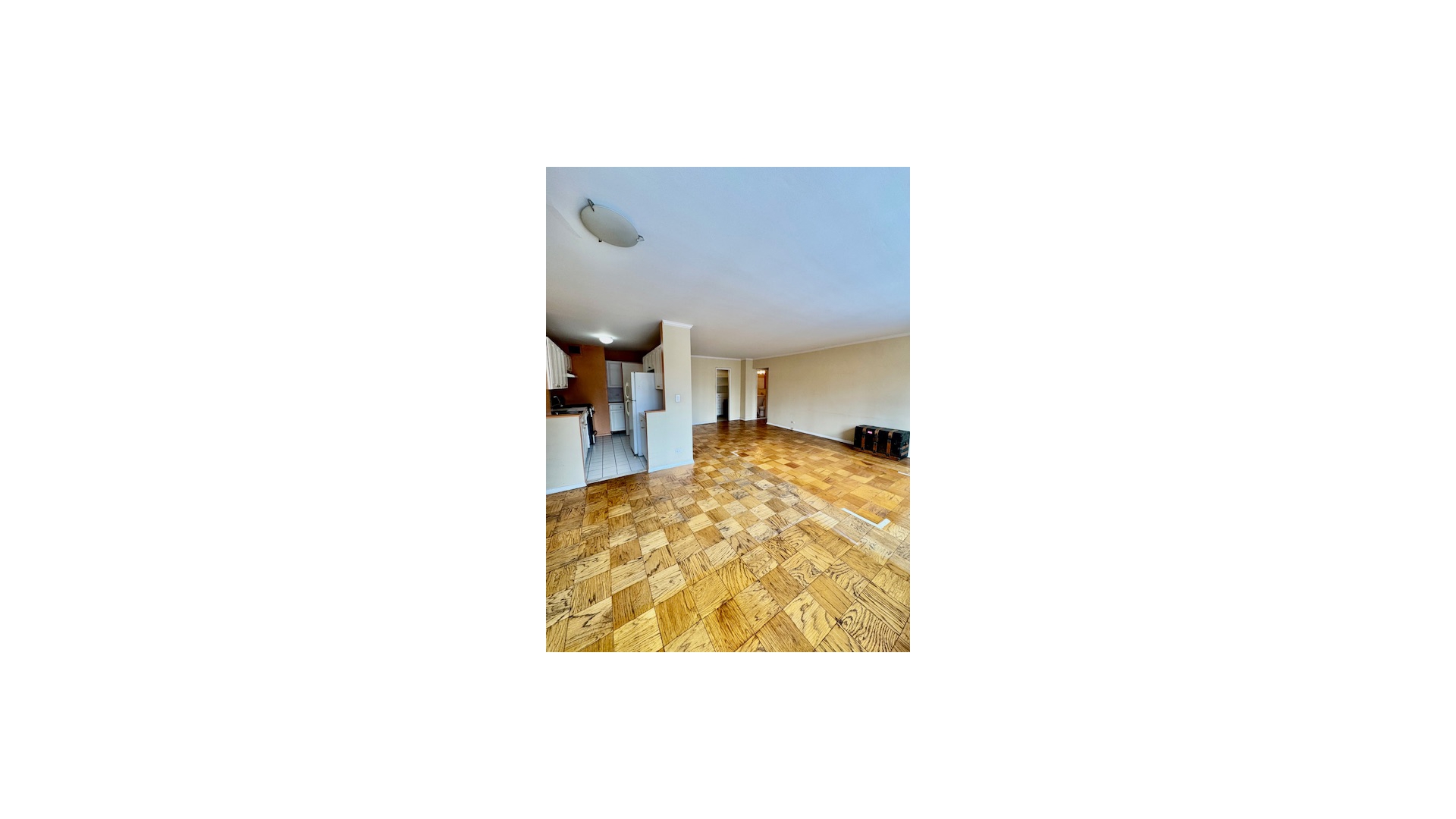 #4 photo, 205 W END Avenue, Lincoln Square , NY 10023