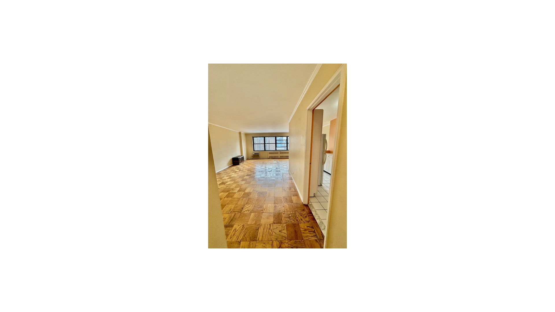#6 photo, 205 W END Avenue, Lincoln Square , NY 10023