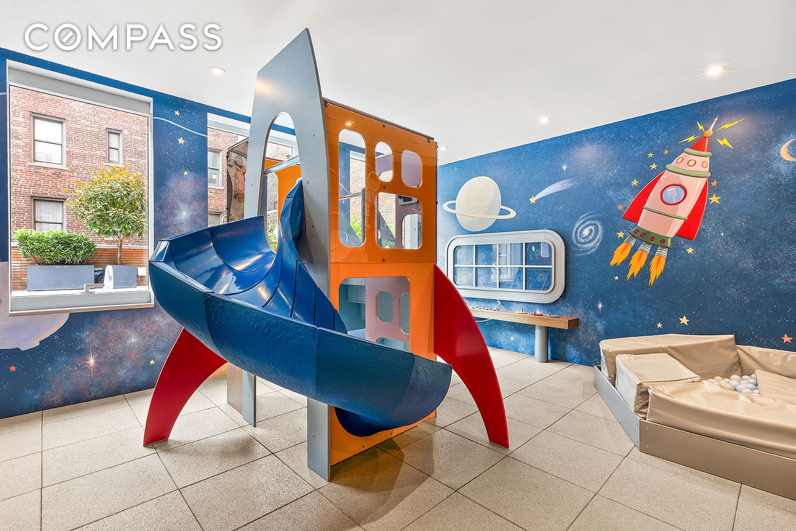 #12 photo, 150 E 23rd Street, مانهاتن Gramercy Park , NY 10010