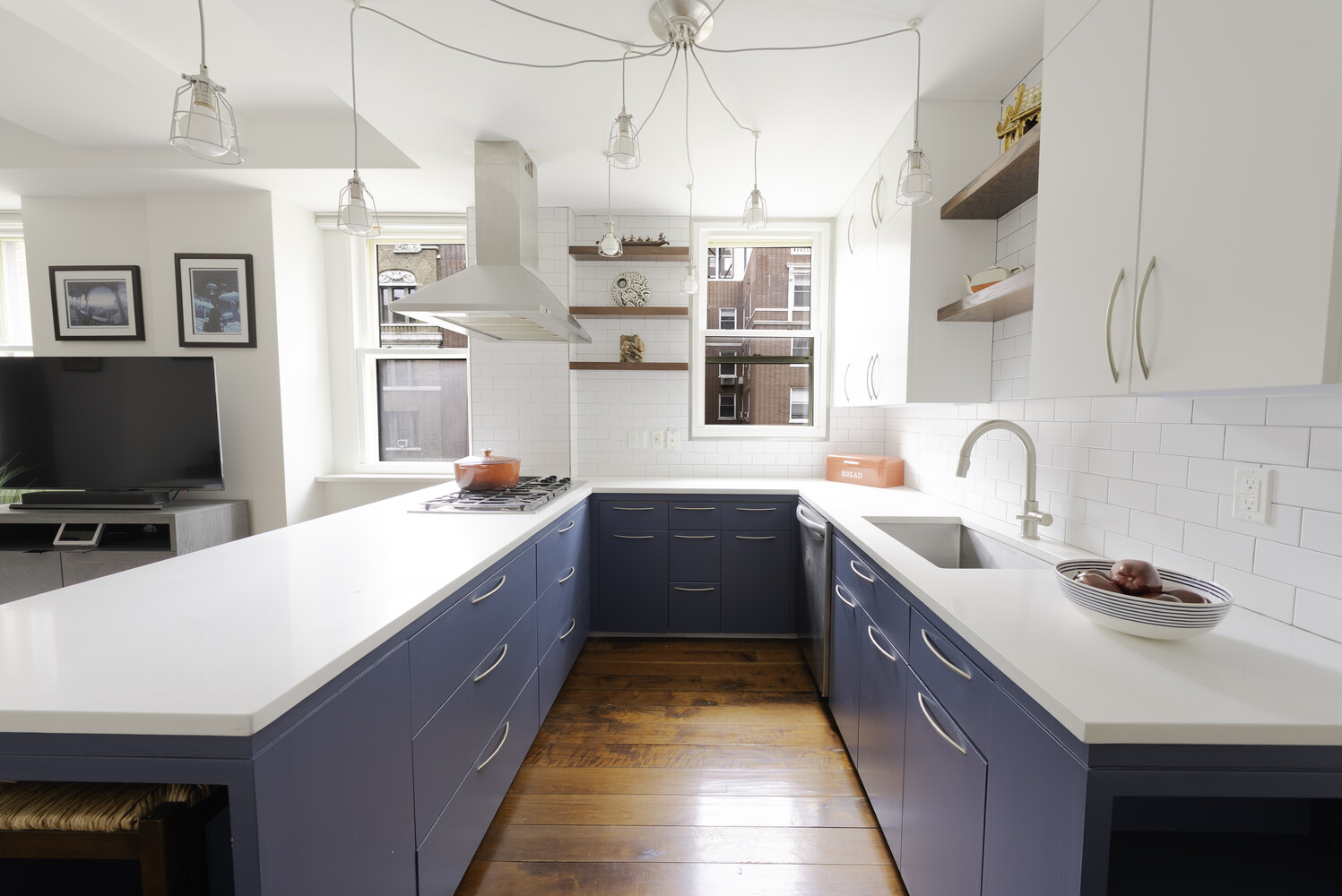 #7 photo, 340 W 55TH Street, 맨해튼 Hell's Kitchen , NY 10019